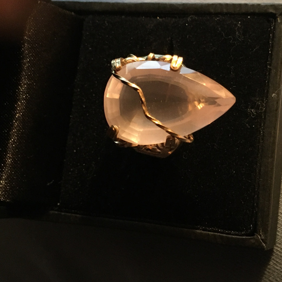 Pear Shape Rose Quartz Ring - Picture 4 of 5